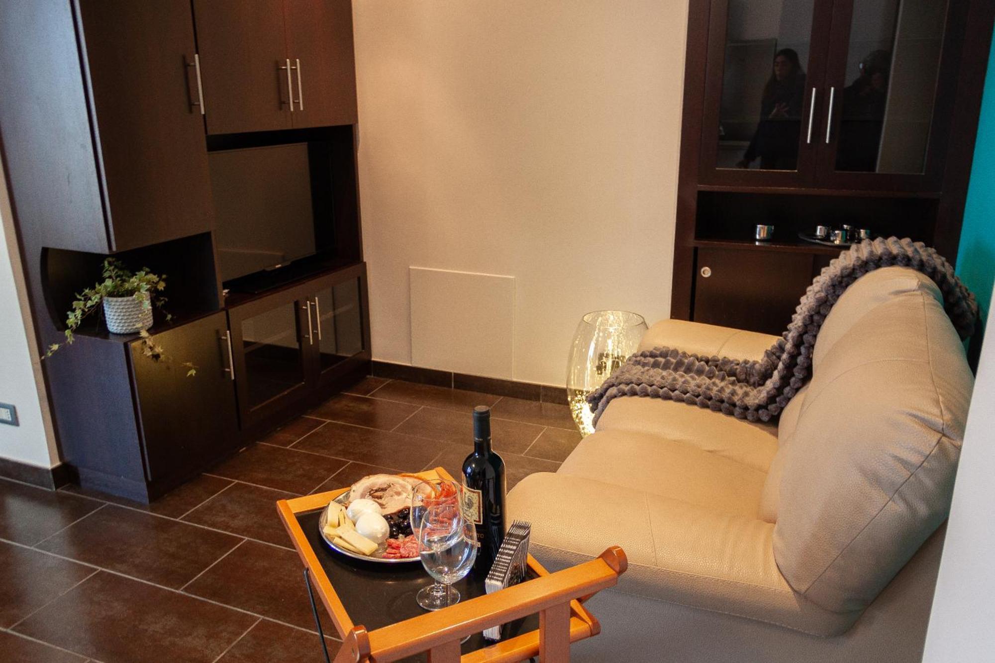 A Casa Di Marco Guesthouse - Apt Di Ciampino E Stazione Per Roma Marino Exteriör bild