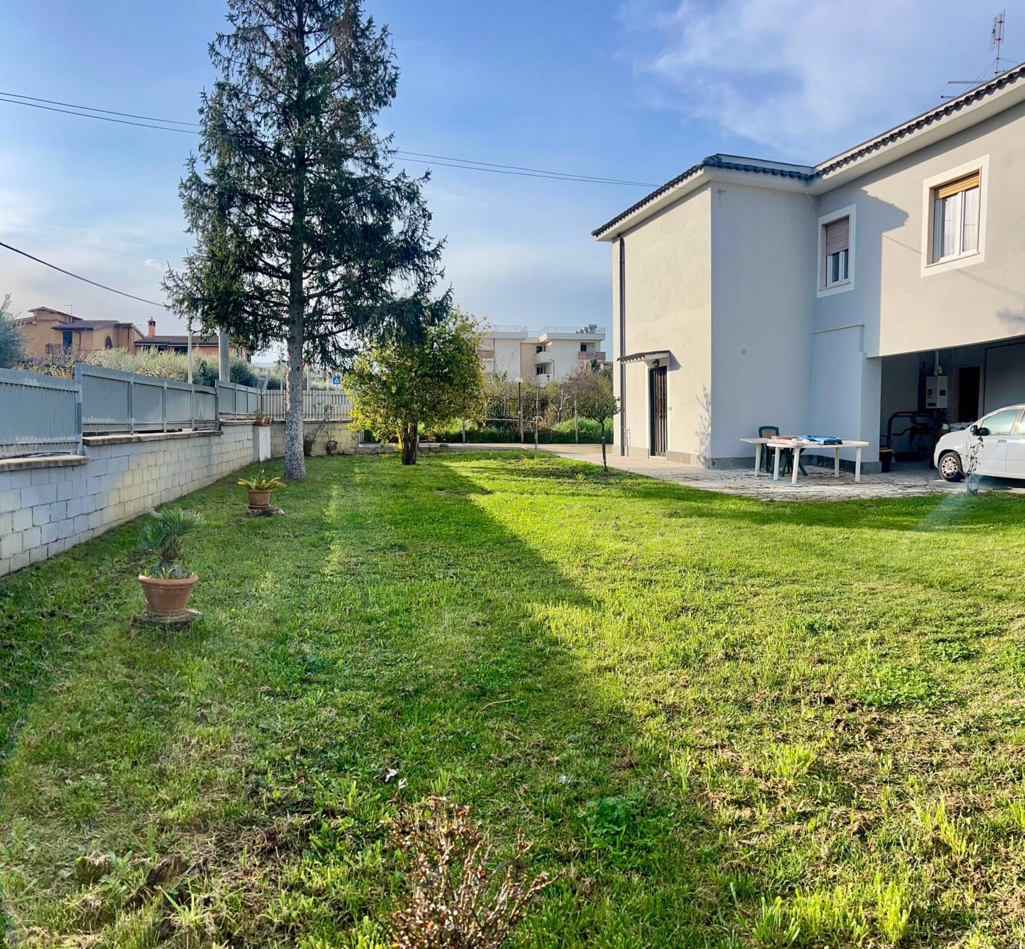 A Casa Di Marco Guesthouse - Apt Di Ciampino E Stazione Per Roma Marino Exteriör bild